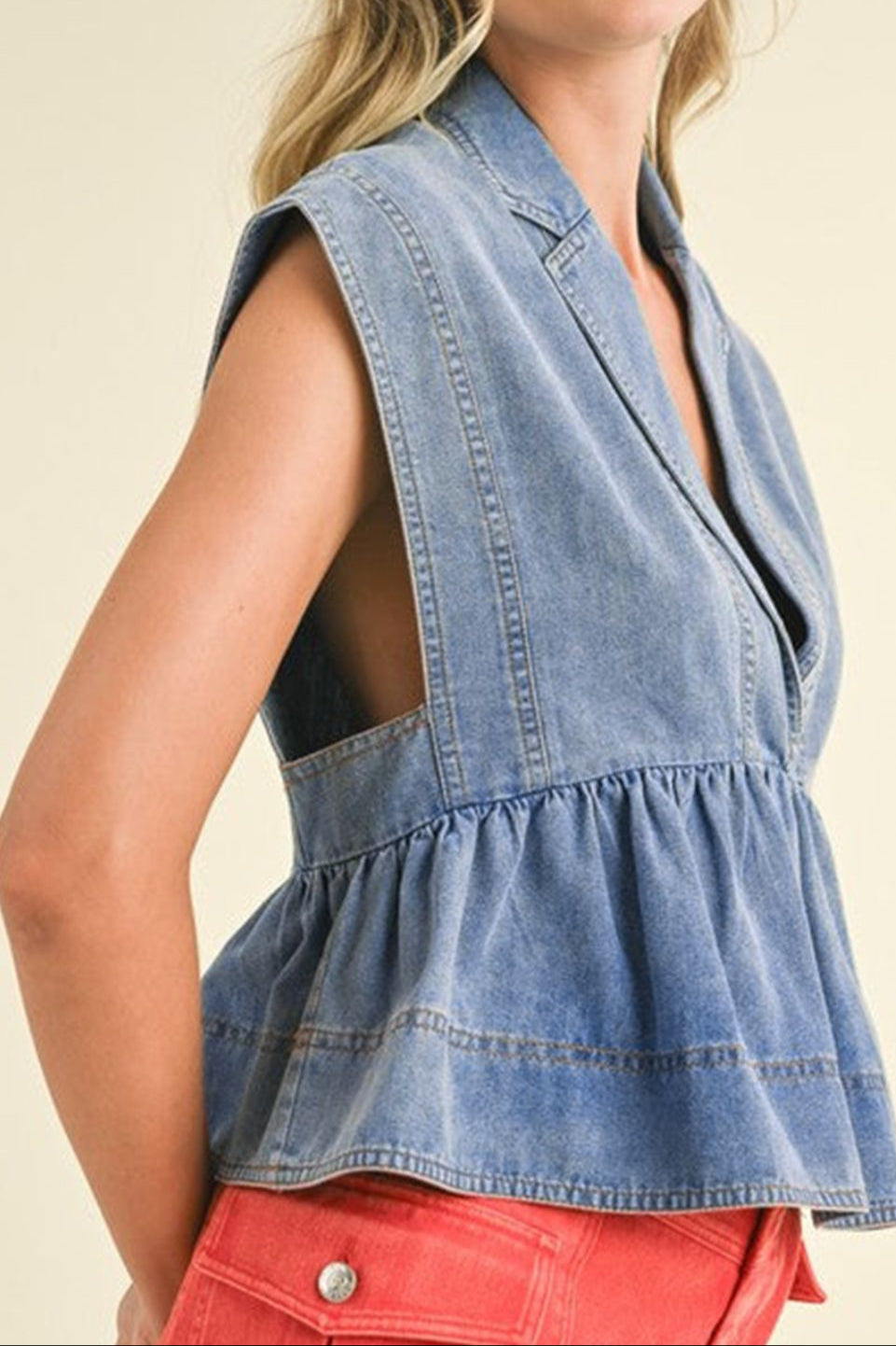 2b670c54-177b-42f7-a428-ff6cd5875489-Max