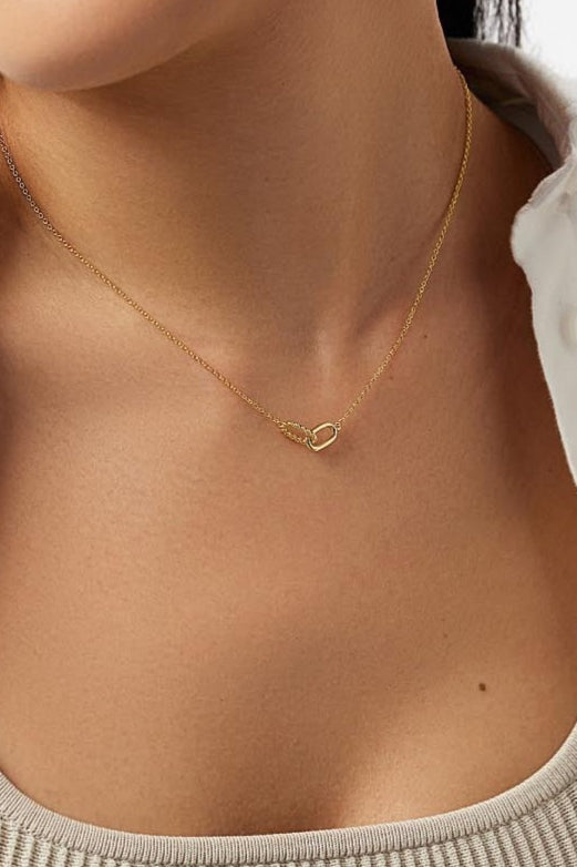 9213e069-9c2b-4c78-81a7-5a9a6d74a258-Max