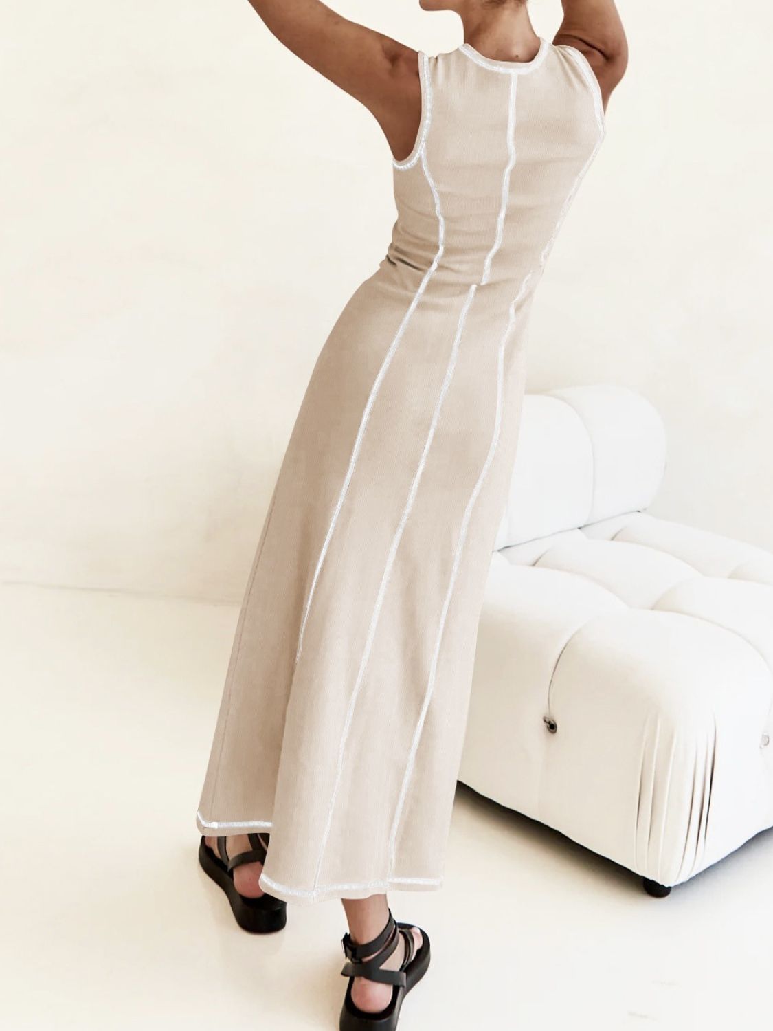 a7e6a4cc-c31a-416f-9777-6a56fe743be0-Max