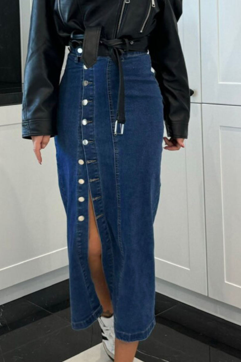 bf17b83b-f936-4970-8aac-77f055f029c8-Max