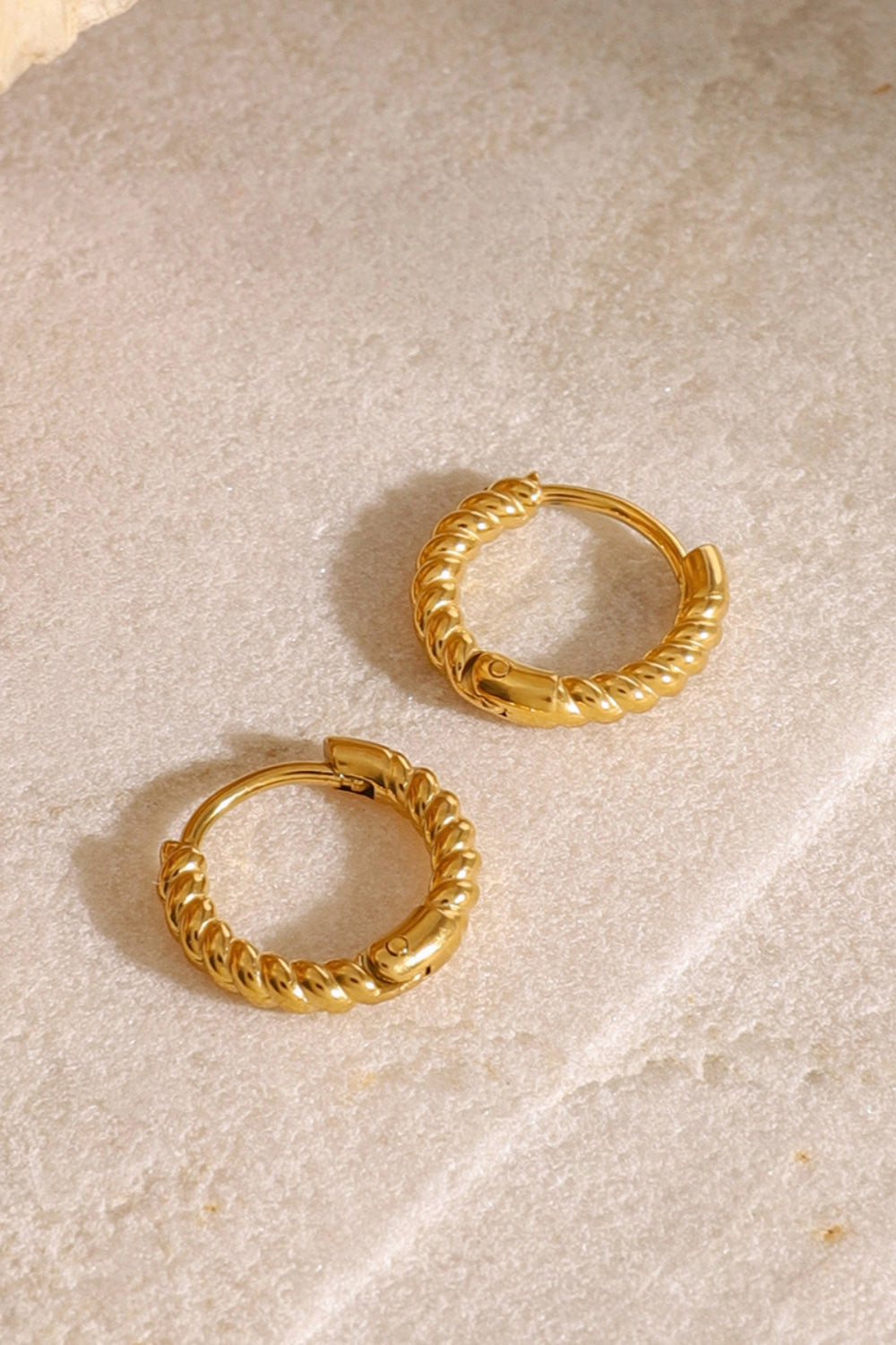 cb30d9c5-de29-4234-9609-bf3217118fef-Max